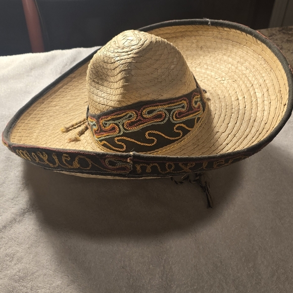 Straw Mexican Sombrero “México” Embroidered Fiesta Hat – Cinco De Mayo Vibes - Picture 5 of 11